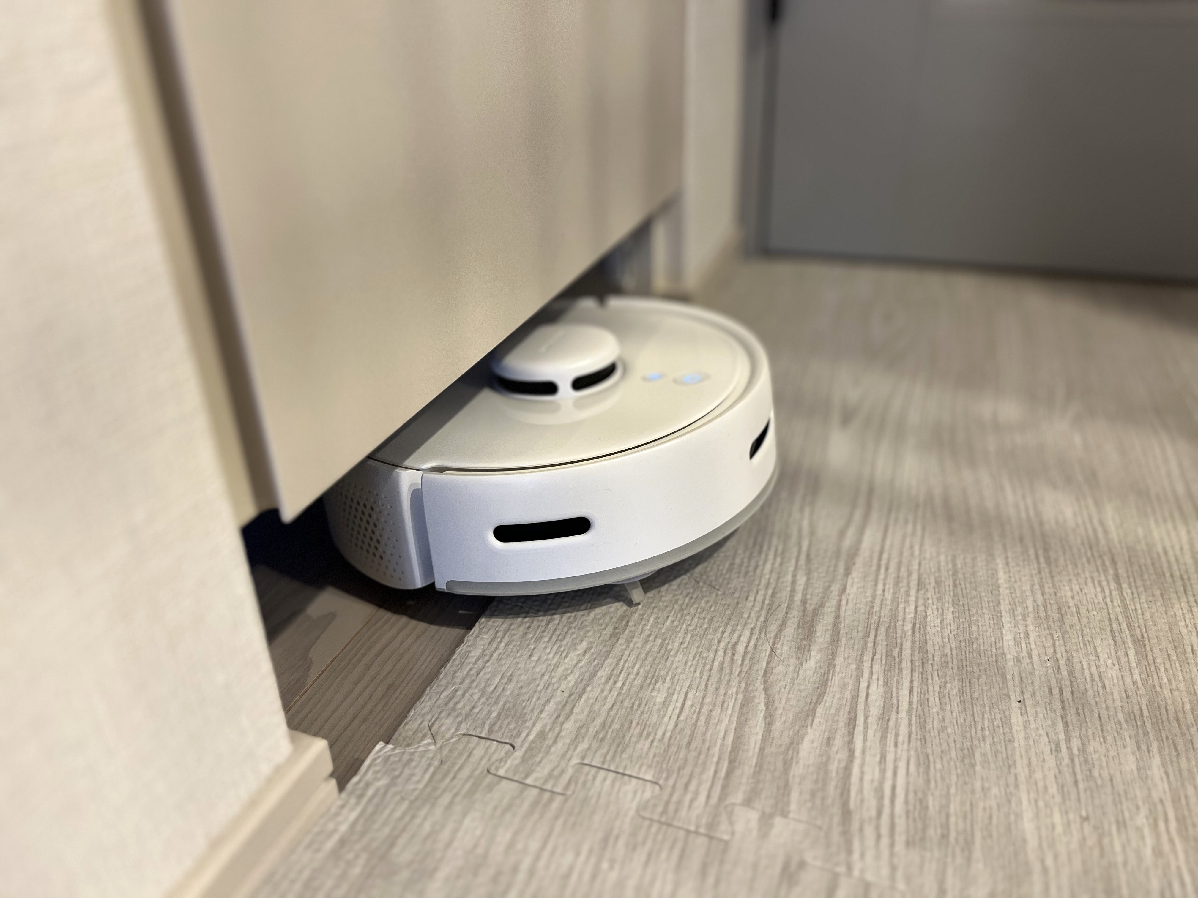 ロボット掃除機がマットの段差を乗り越え可能